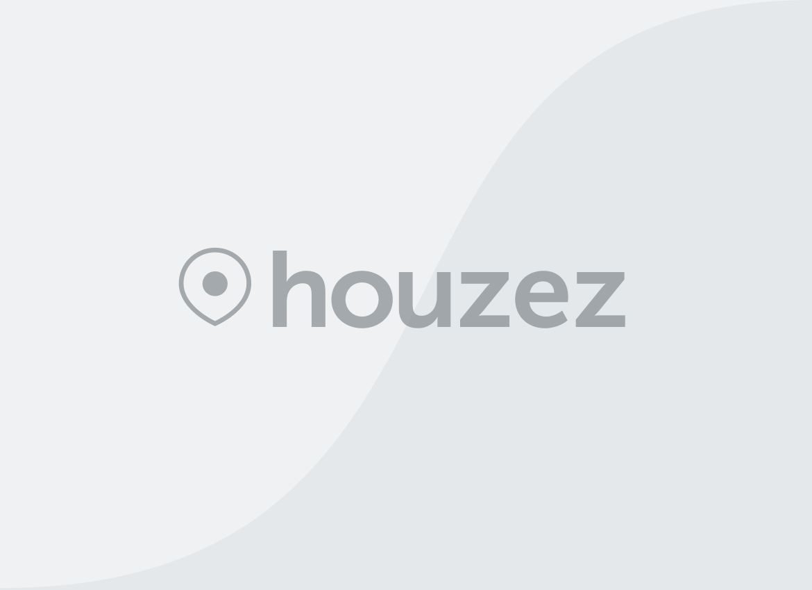 Elegant & Comfortable Bedroom